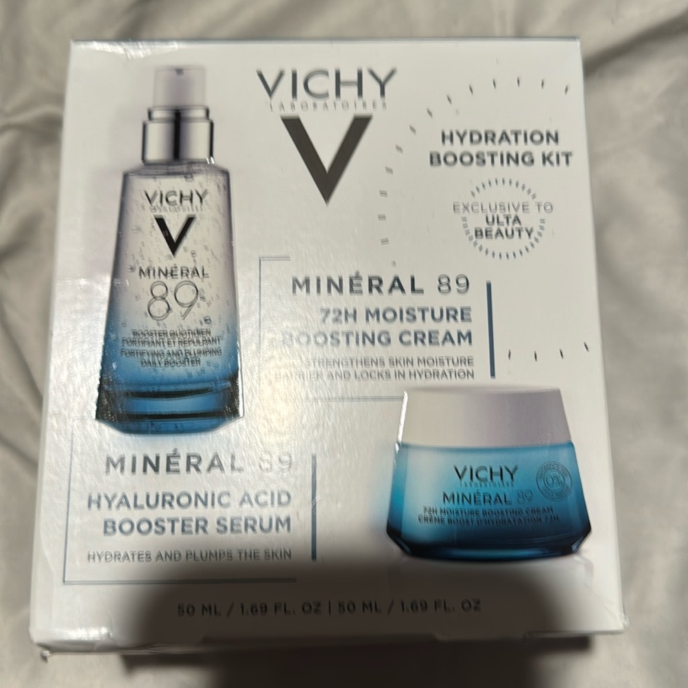Vichy laboratories hydration boosting kits